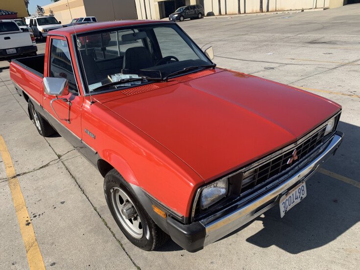 Thumbnail Photo undefined for 1984 Mitsubishi Mighty Max 2WD Regular Cab SPX